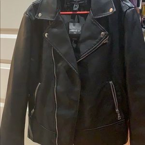 Men’s Leather Jacket